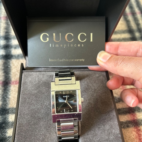 Gucci Watch - Picture 5 of 5